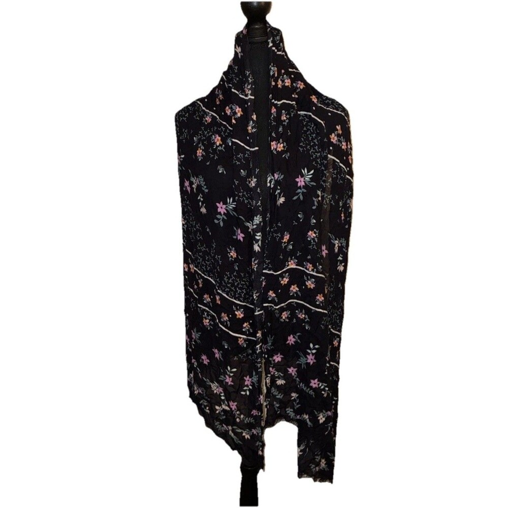 Multicolor Floral Fringe Shawl